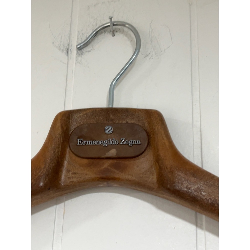 Ermenegildo Zegna Luxury Wood Suit Hanger Wide shoulder Non-Slip Trouser Bar - Picture 2 of 6